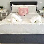 Eden House Апартаменты