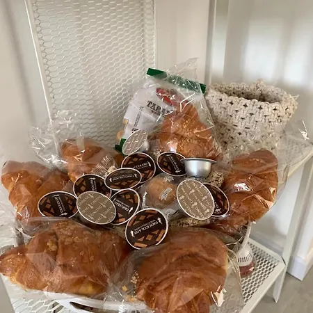 Eden House Apartament *